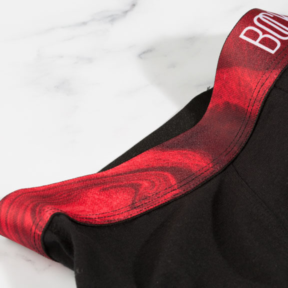 Close-up of our stunning Diavolo waistbands